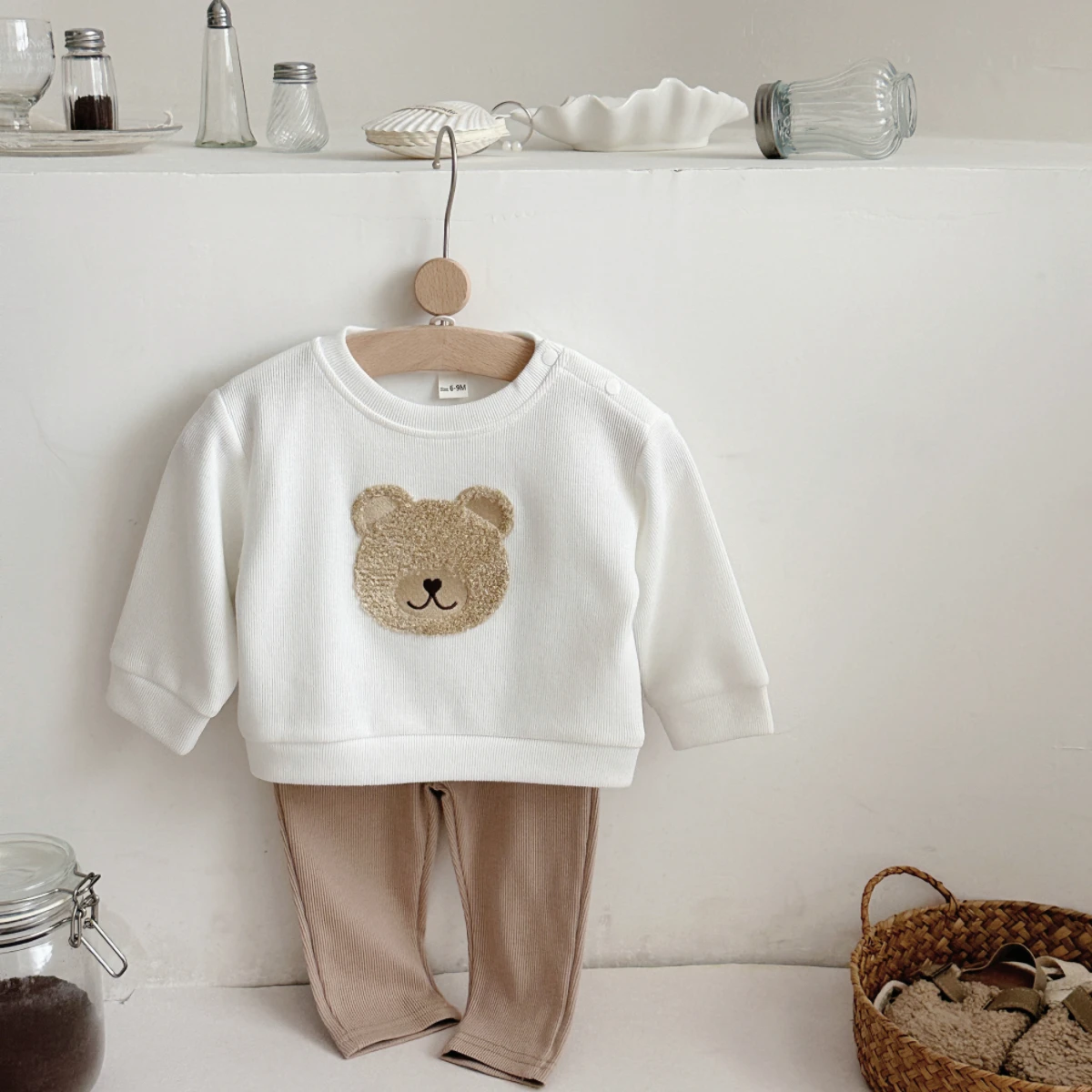 

Korean Style Newborn Baby Outfit 2Pcs Bear Print Long Sleeve Top with Solid Color Long Pants Spring Autumn Unisex Kids Clothing