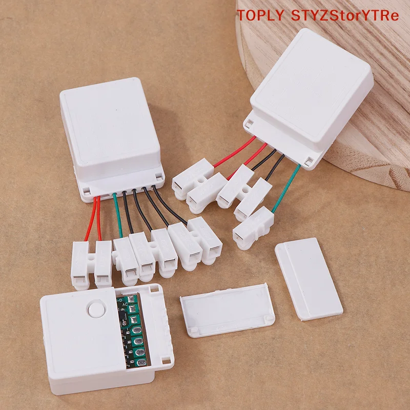 

Гибкая светодиодная лента: 8 режимов, эффект мерцания, диммер CE-04 с имитацией выключателя и регулируемой ручкой