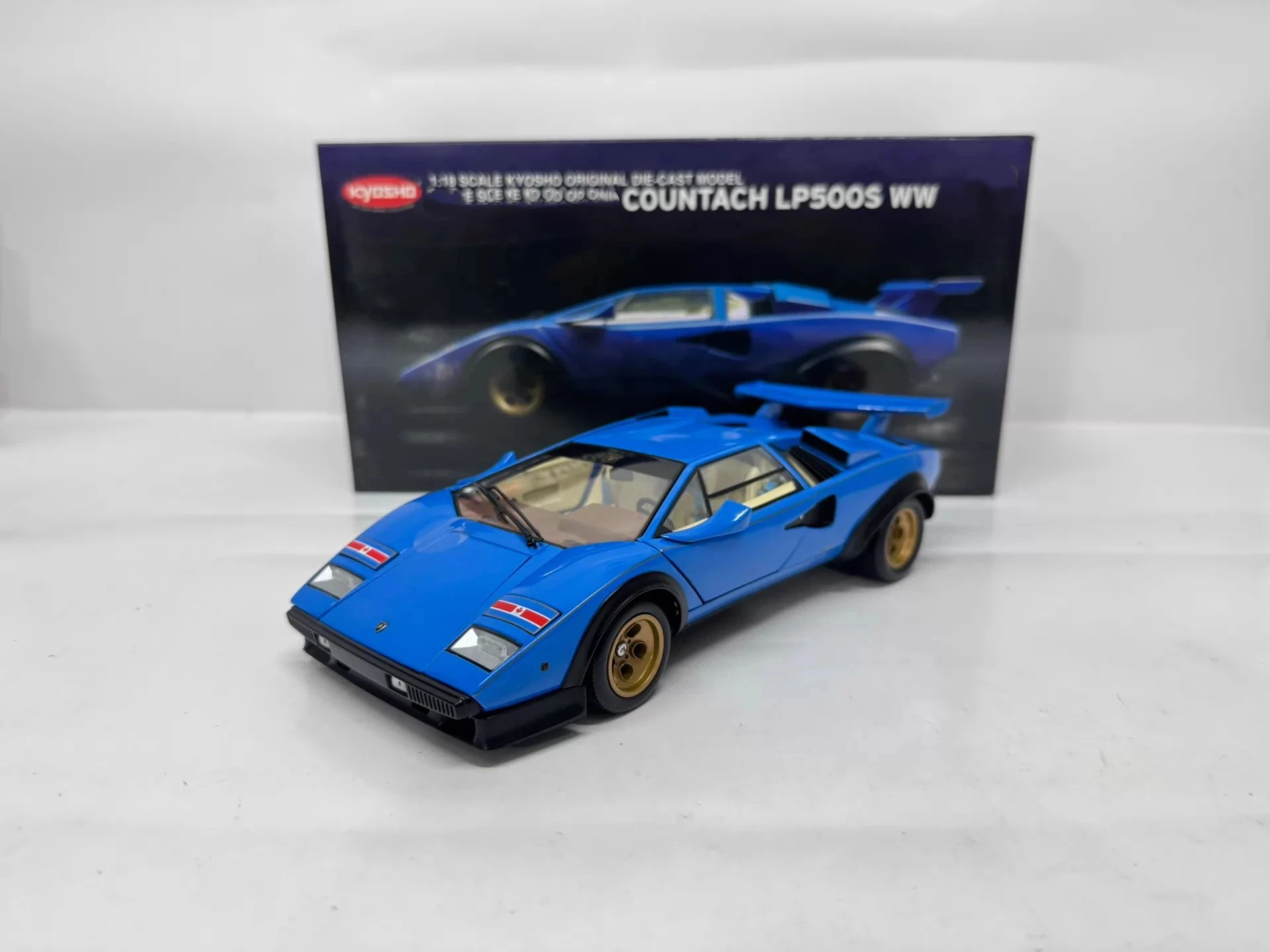 

Kyosho 1:18 Countach LP500S WW Blue Simulation Limited Edition Alloy Metal Static Car Model Toy Gift