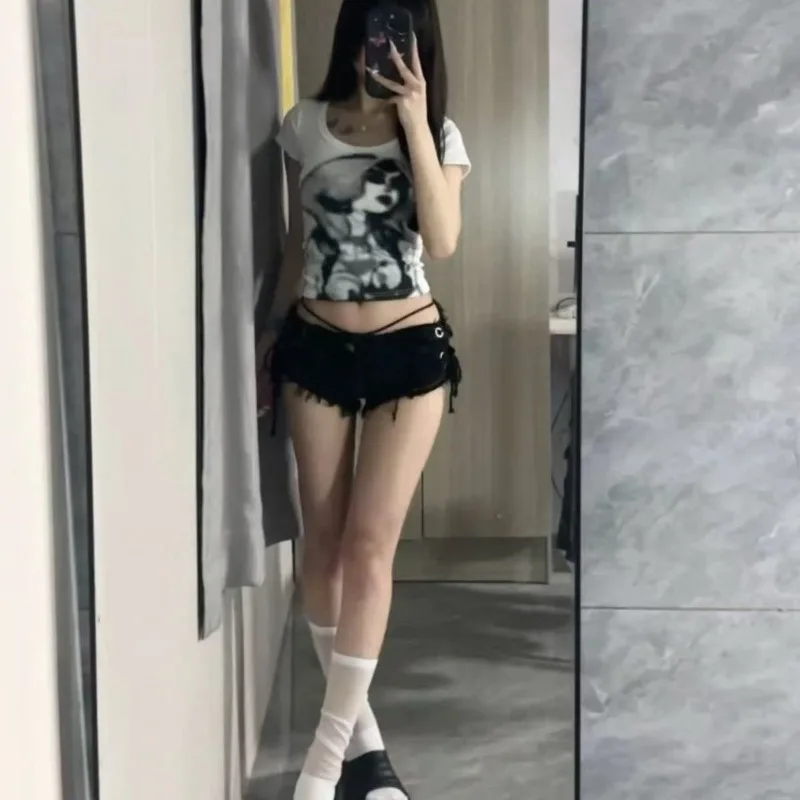European and American Black Babes Slim-fit Burrs Denim Super Shorts Sexy Straps Babes Low-rise Retro Shorts Hot Pants