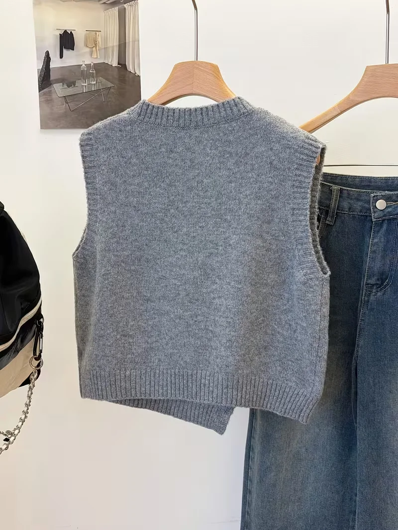 Thumbnail 2 - #8 Latest Sweater Vests Offers