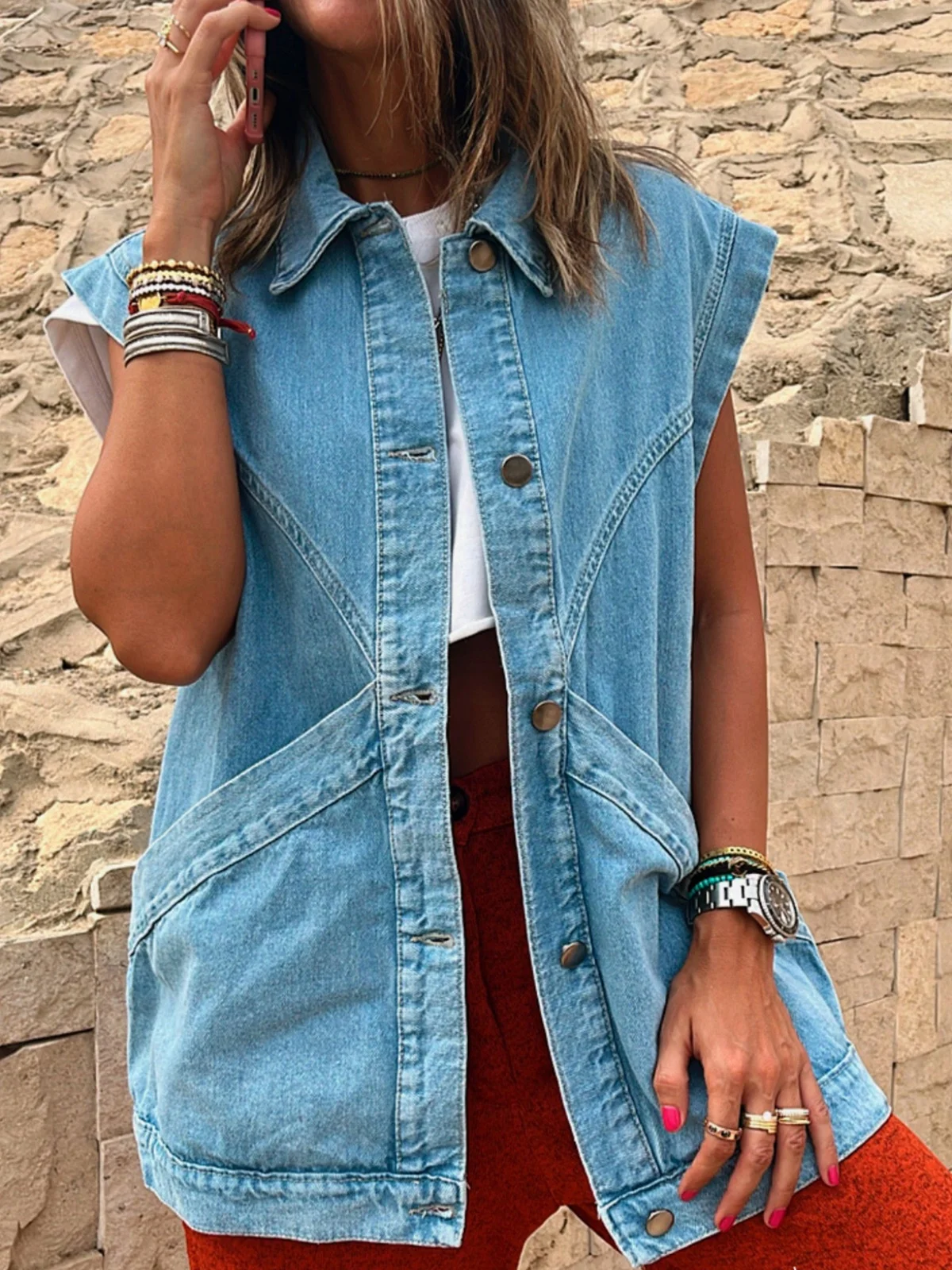 Sleeveless Pockets Oversized Denim Vest Classic Button Down Jean Vest Women Casual Loose Lapel Jean Jacket Fashion Streetwear