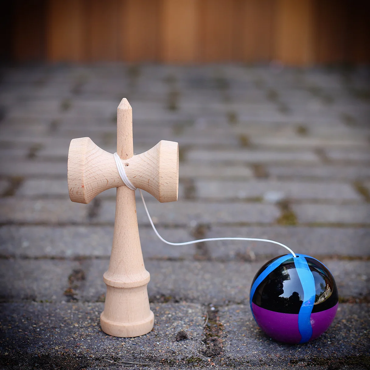 Piłka Kendama Drewniana Zabawka do Ćwiczeń na Zewnątrz, Piłki do Ćwiczeń Koordynacji Oko-Ręka dla Dzieci i Dorosłych, Zabawna Piłka do Żonglerki