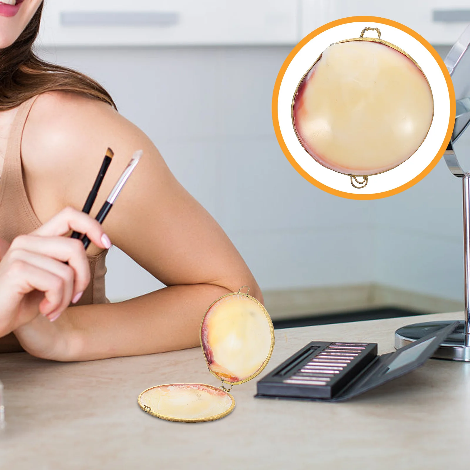 

Natural Seashell Jewelry Holder Portable Ring Earring Necklace Organizer Decorative Storage Box Keepsake Case for Travel