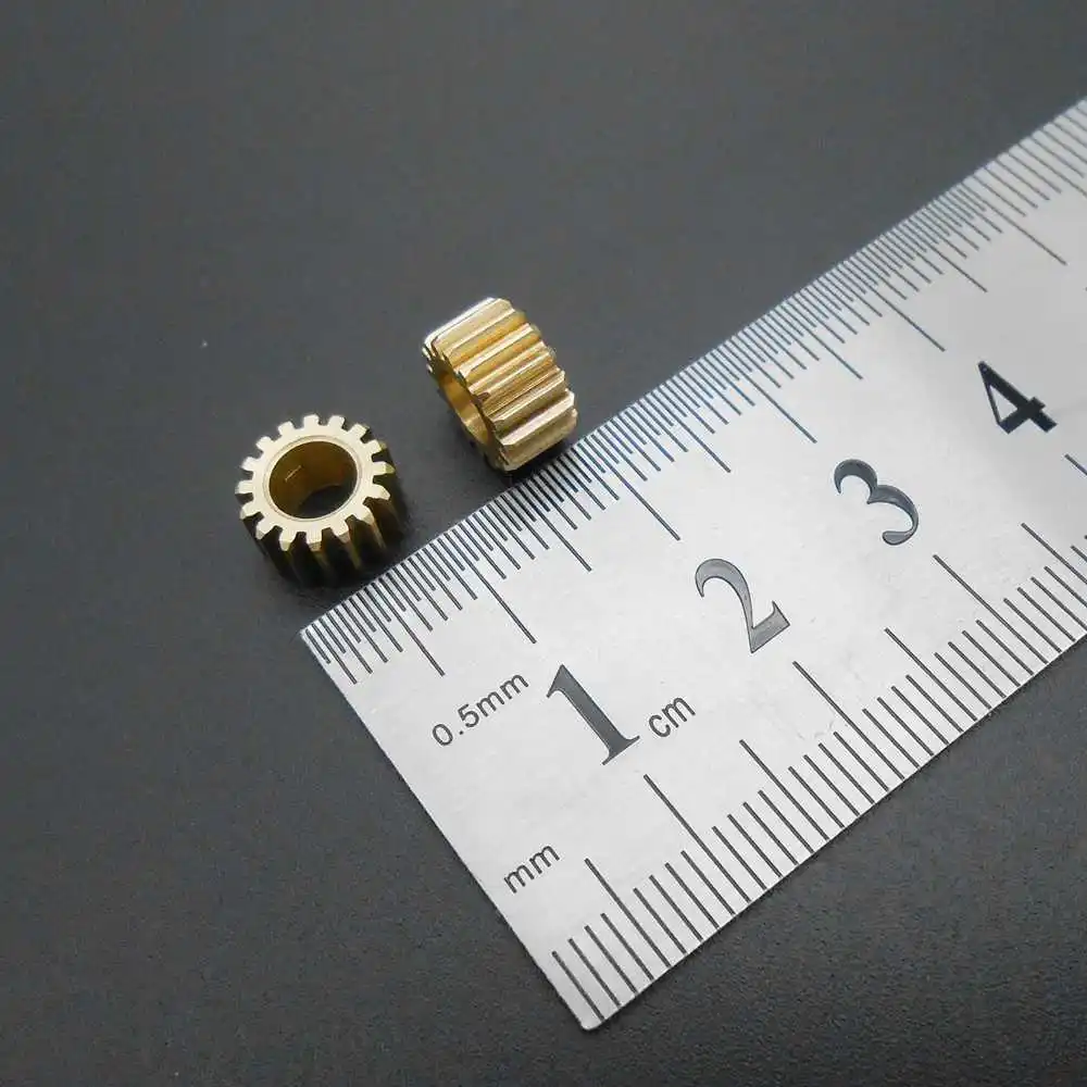 

50Pcs/Lot 16T 16 Teeth 0.5 Mod Diameter 9MM X Height 5MM 0.5M 165A Brass Gear Spur Pinion Bore Aperture 5MM 4.97MM 5A DIY Model