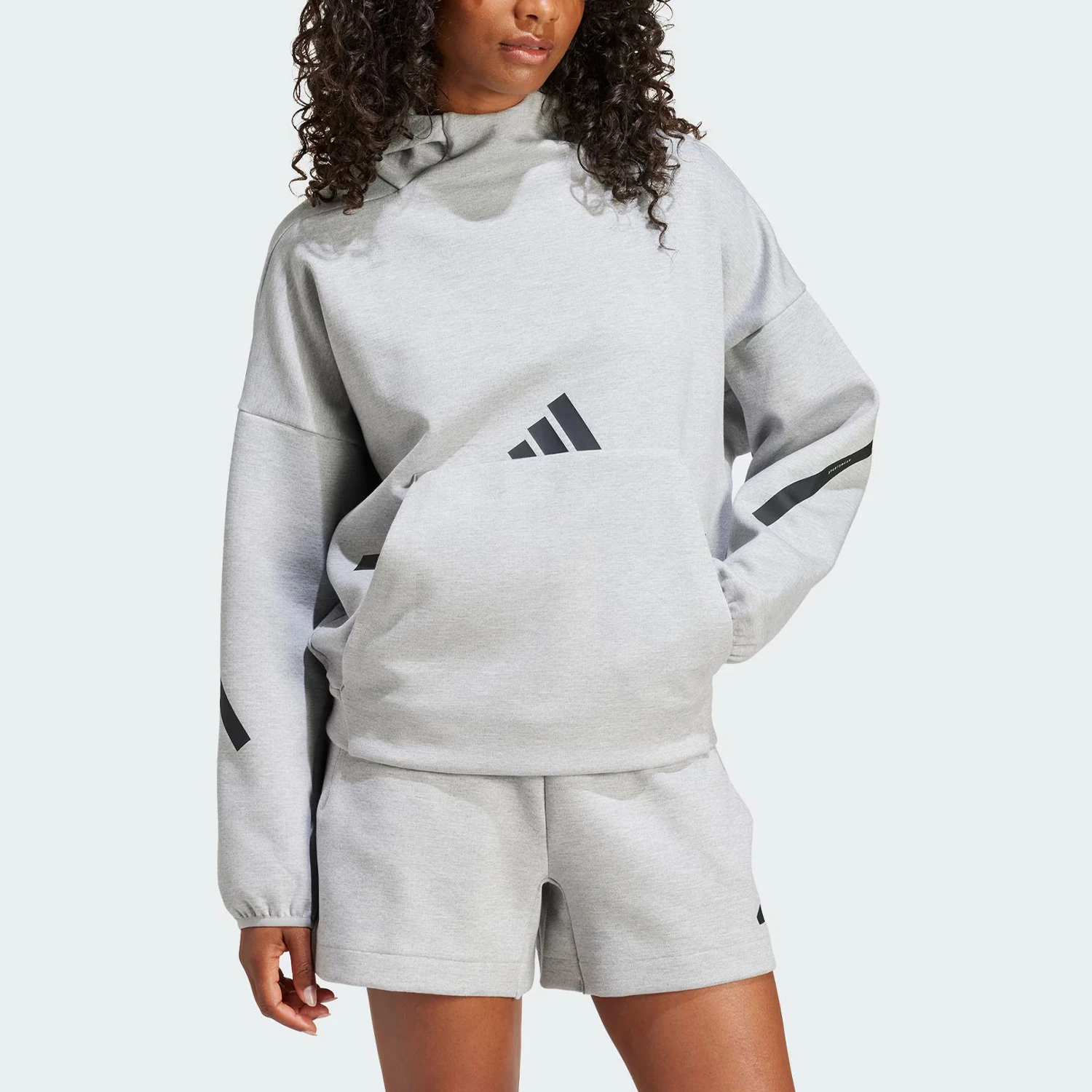 

Adidas, оригинальная новая женская повседневная тренировочная толстовка с капюшоном 2024, JD9592