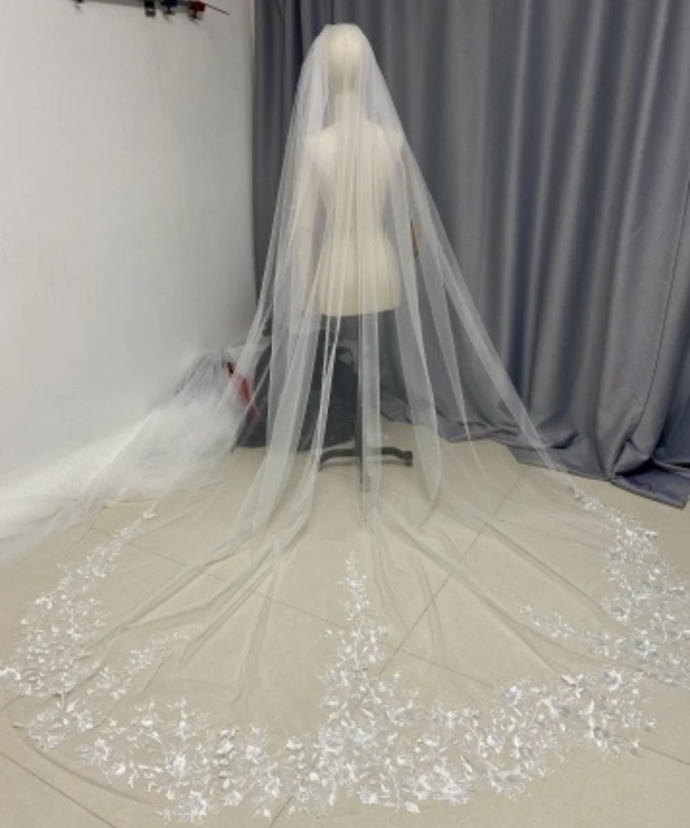 

High Quality Lace 1 Layers Wedding Veil 1T 3 Meters Bridal Veil with Comb Cathedral Veil Cover Face Wedding Accessories