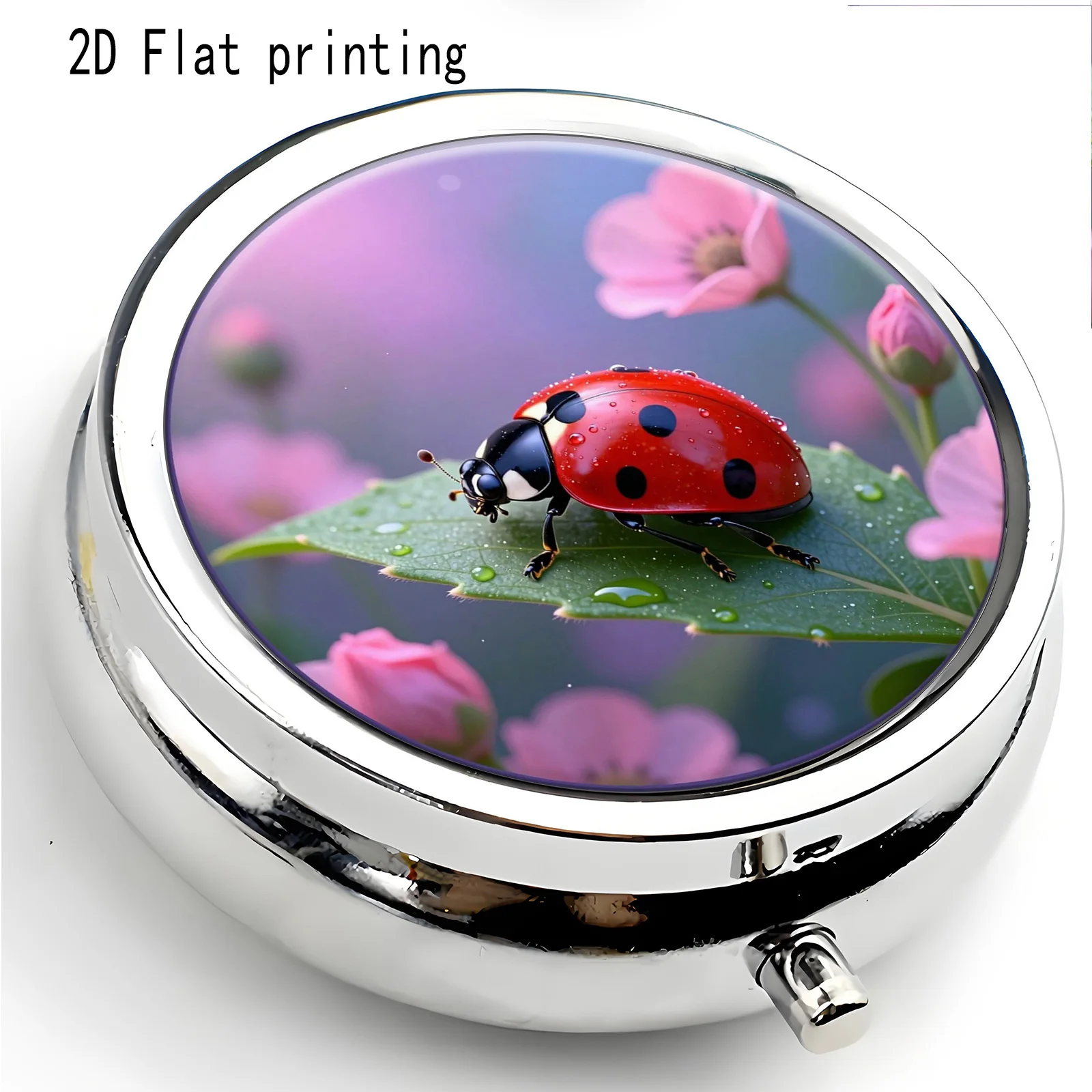 1 ladybug pink flower 3-compartment portable pill box, flat single-sided printing. Suitable for wallets, it is a multifunctional small item storage box, an essential travel organizer, and also an excellent gift choice