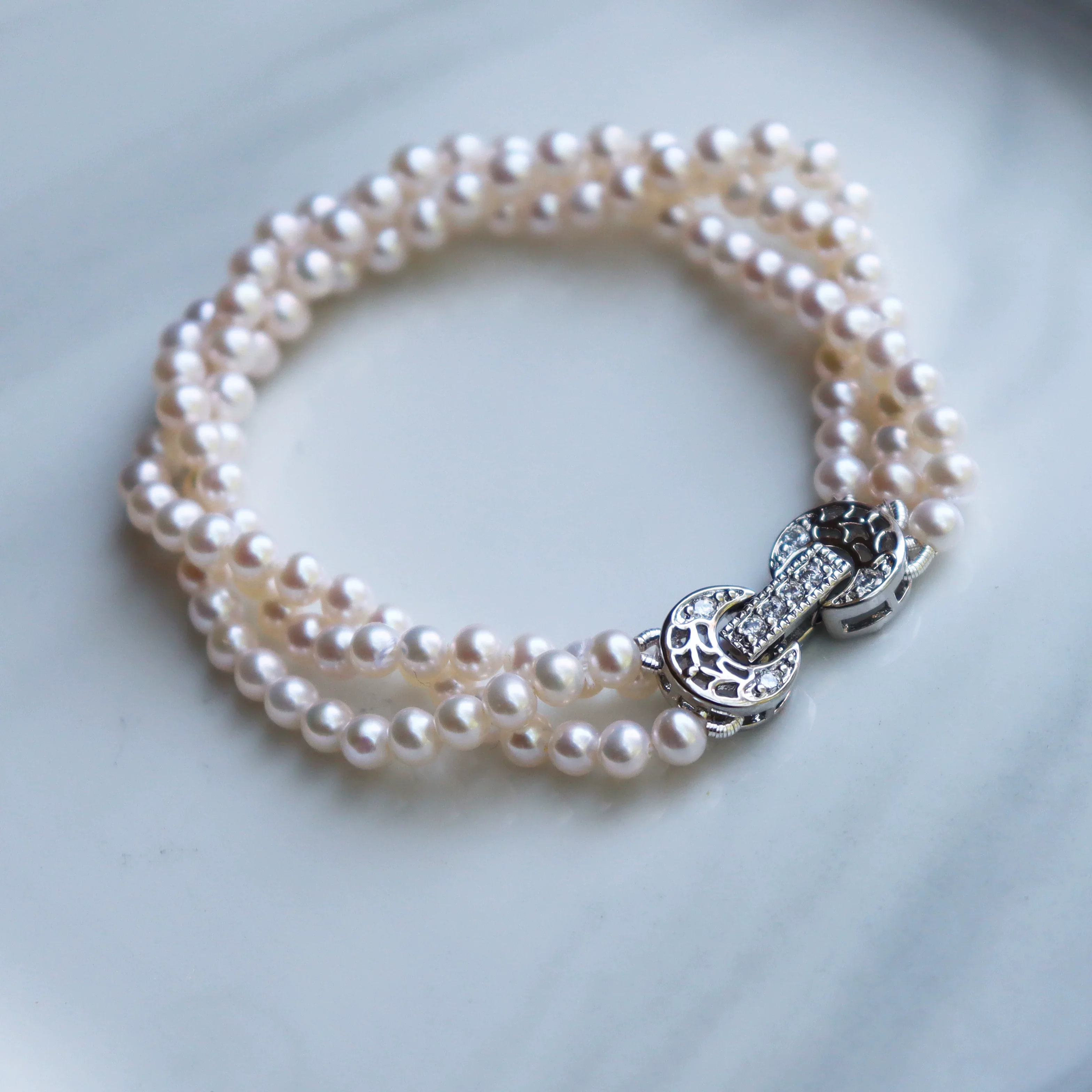 Natural round white AAAA5-6mm pearl three-layer bracelet 925 silver buckle 7.5-8inch