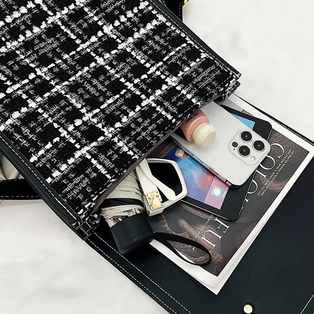 

Super Cool Luxury Design Women Backpacks PU Leather Large Capacity Korean Fashion Bags Black/White Punk Backpacks Daily Use