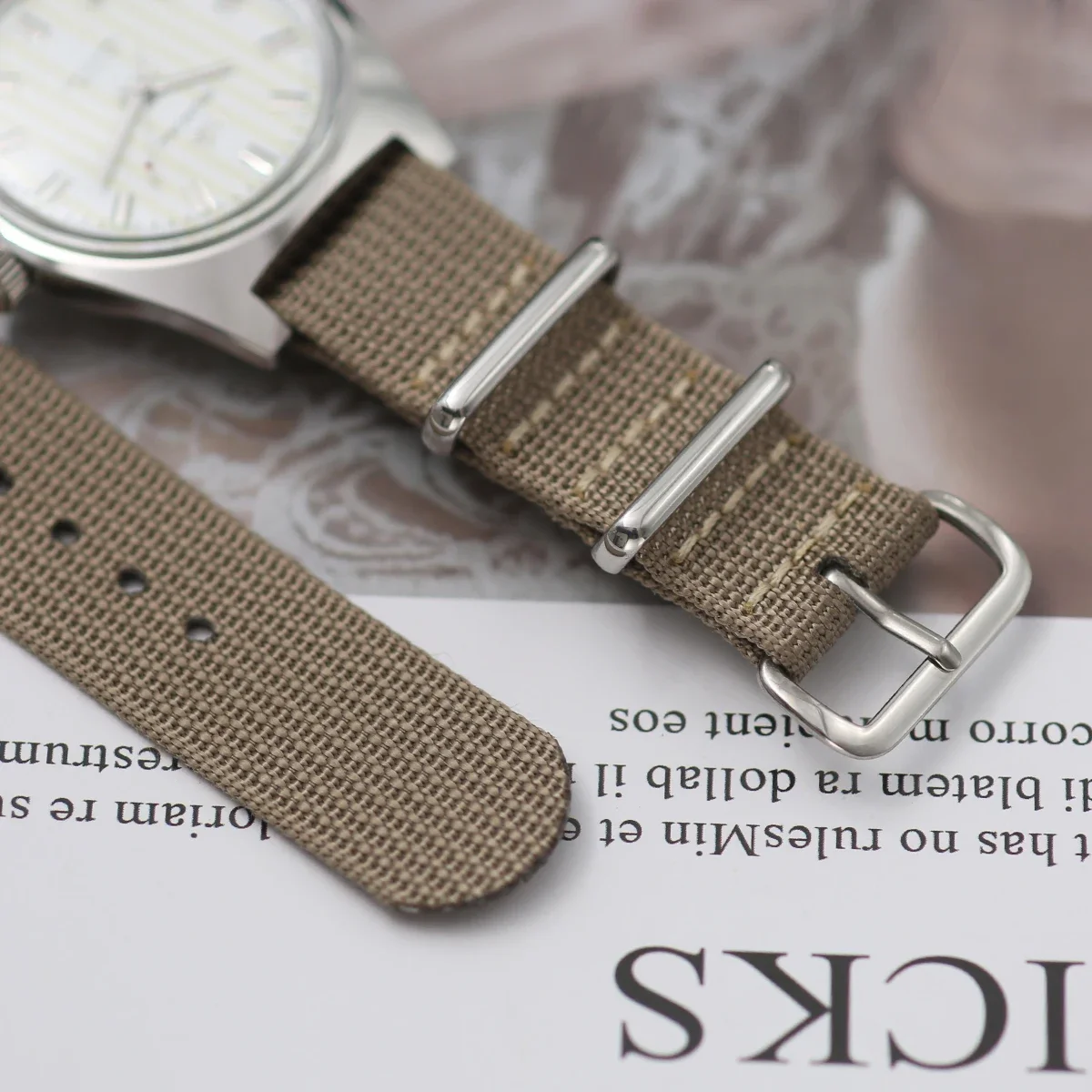 شنغهاي 7120 الساعات العقيمة الهاتفي باوهاوس تصميم 36mm ساعات المعصم الميكانيكية للرجال قطرة الشاحن