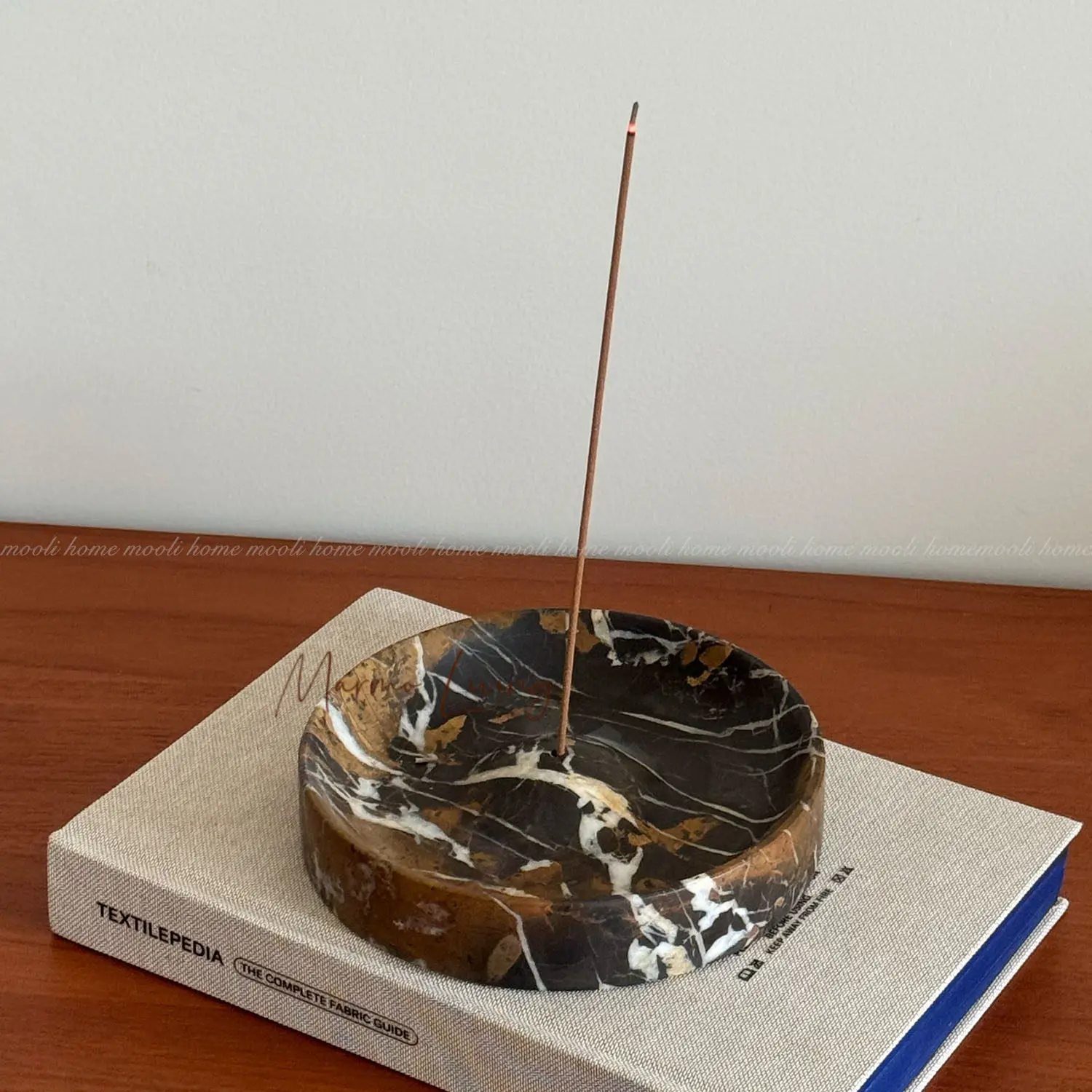 

Designer Art Marble Incense Holder French Vintage Incense Stick Black Golden Flower Stone Jewelry Aromatherapy Tray