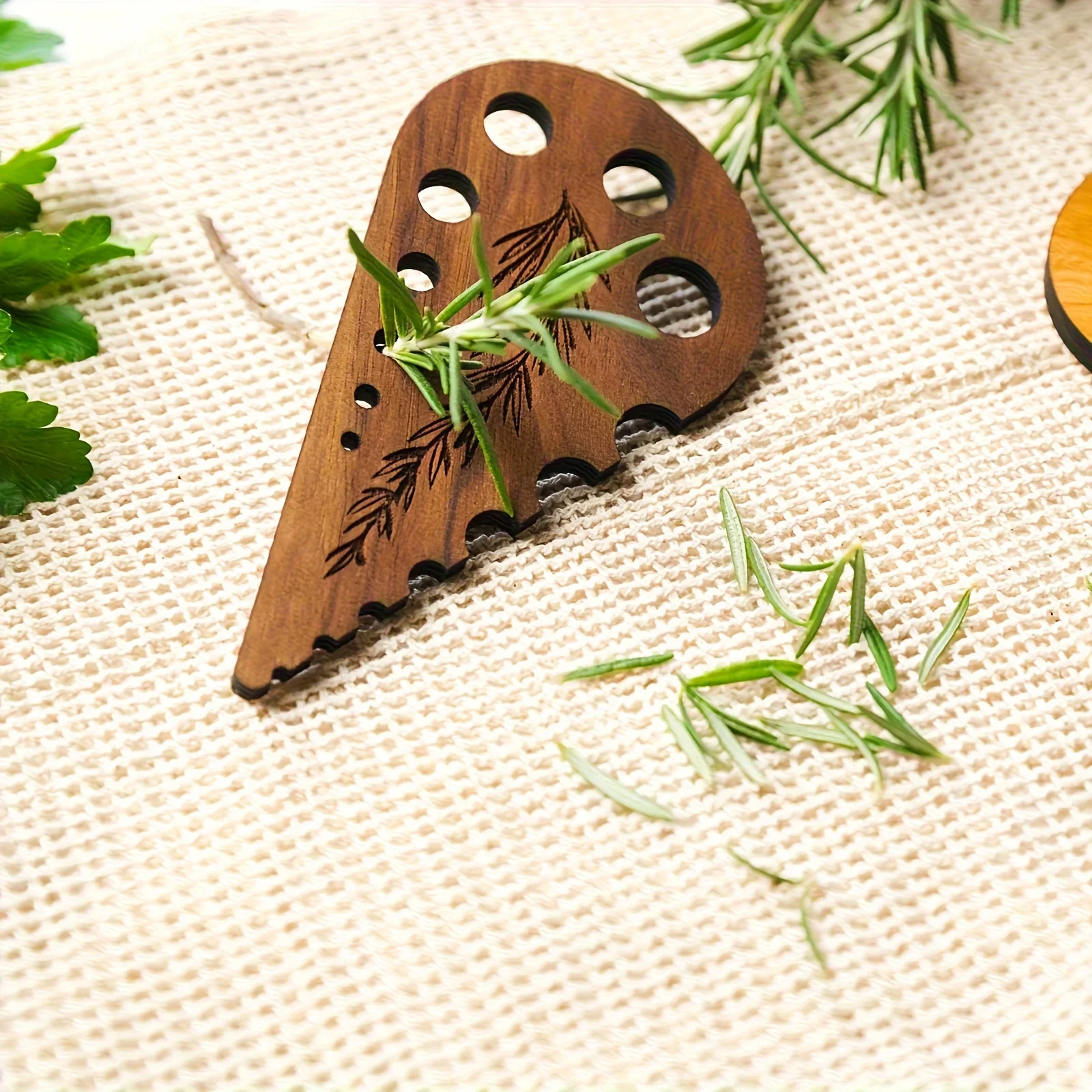 1pc Heavy-Duty Herb Peeler & Stem Remover - with Strong Drainage Hole, Non-Food Contact Safe - for Home & Professional Kitchens