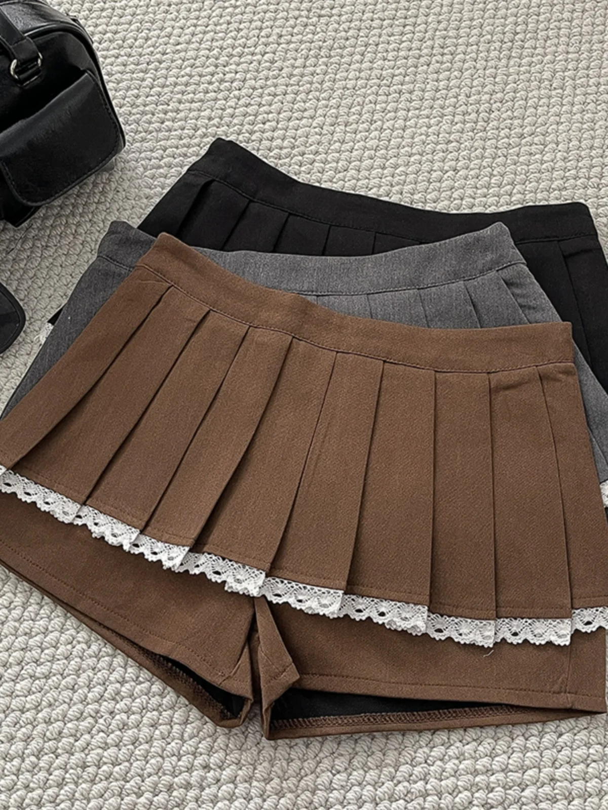 

Lace Edge Pantskirt Pleated Skirts for Women Spring 2025 New Korean A-line Versatile Short Skirts Spicy Girl Y2k Clothes