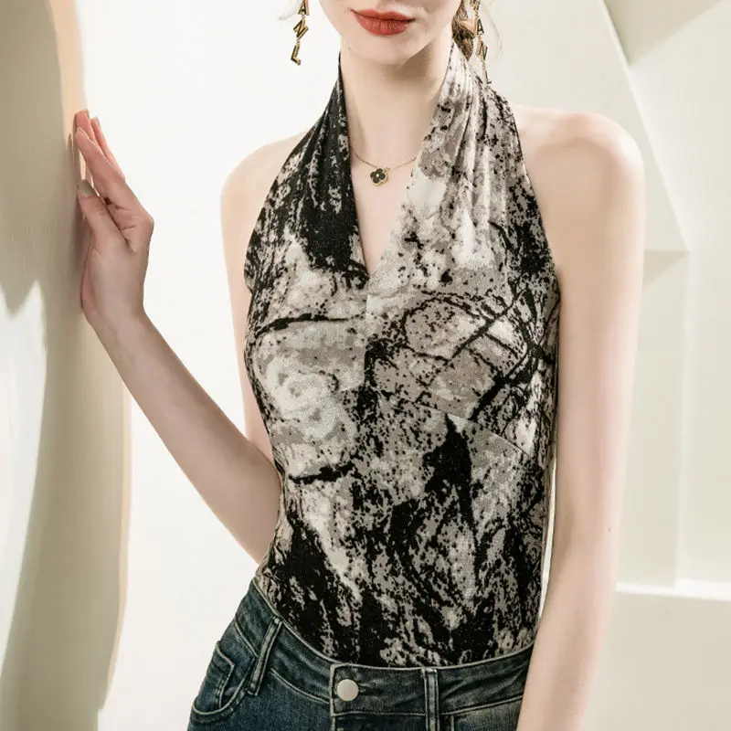 

Women's French Halter Floral Print Sleeveless Vest 2025 Summer Sexy Off Shoulder Backless Crop Top New Fashion Layering Outfit