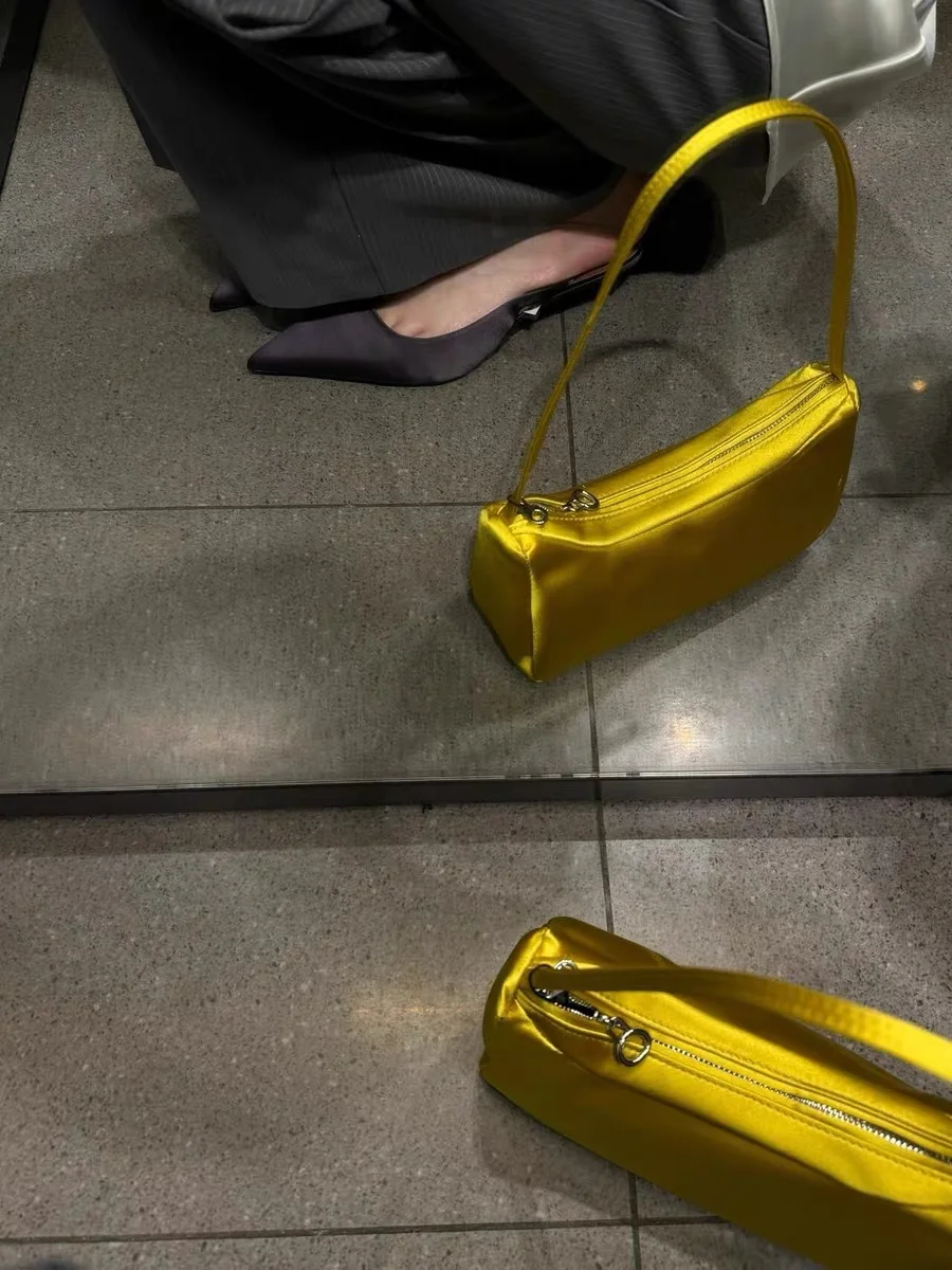 

Faionable Satin Commuter Bag Handbag Single oulder Bag Korean Sle Small Square Bag for Work Daily Use Nylon Material