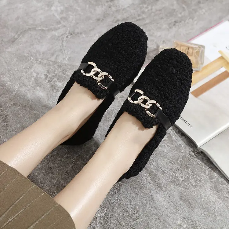 Chain lambswool flats moccasins femme slip on plush winter ladies shoes curly furry loafers women creepers zapatos plus size 43