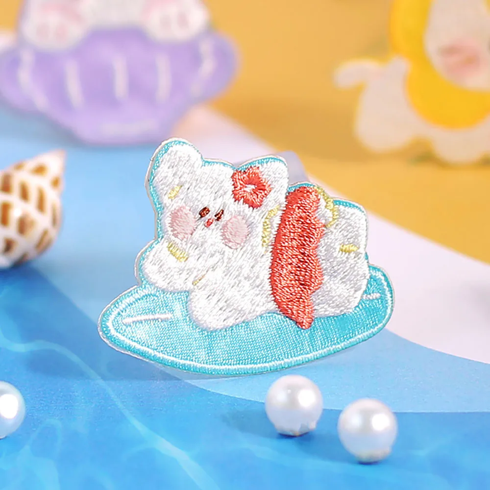 1 قطعة عصا على ملصقات التطريز الكرتون الأرنب الدب القط الكلب لطيف الحيوان حجم صغير التصحيح الخلفي لاصق