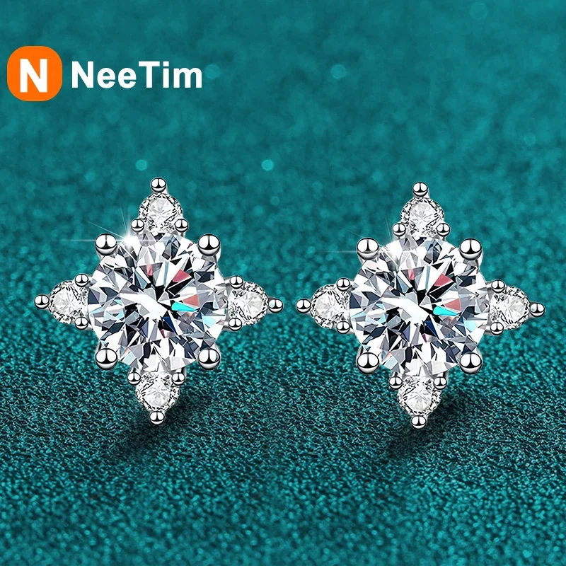 NeeTim 1ct 6.5mm D Colore Moissanite Orecchini in argento sterling 925 con orecchino a bottone placcato oro bianco Gioielli da sposa per le donne