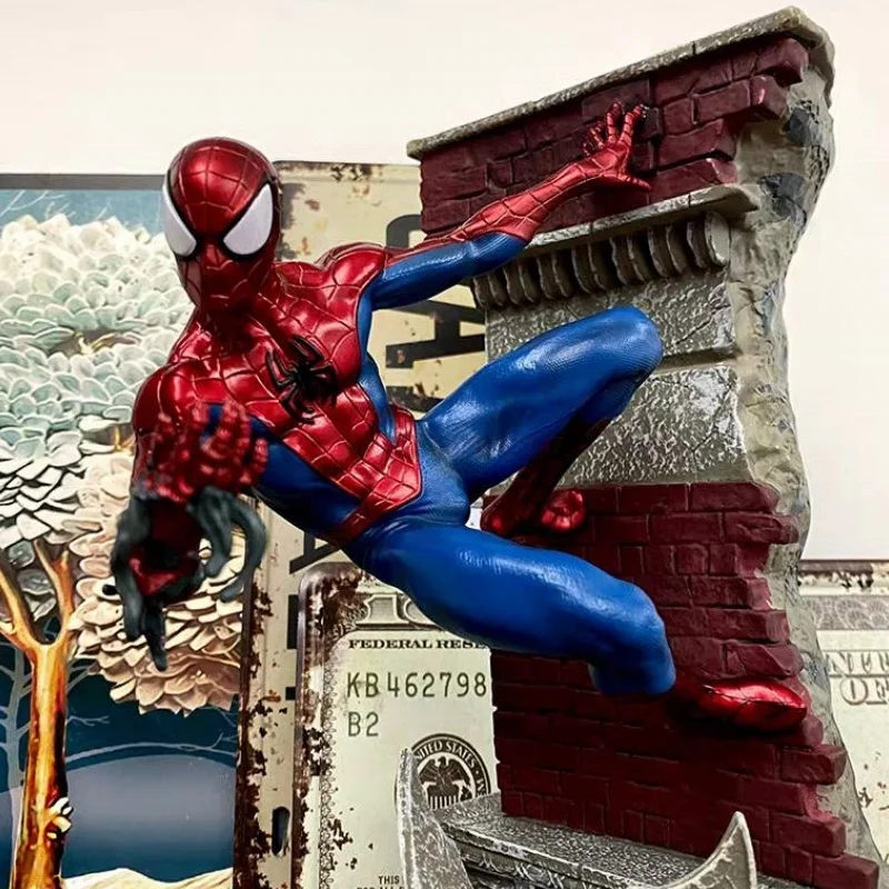 

HOT 28cm Marvel Spiderman Far From Home Figure The Avengers Spider Man Statue Action Figurine Collectible Model Decor Gift Toy