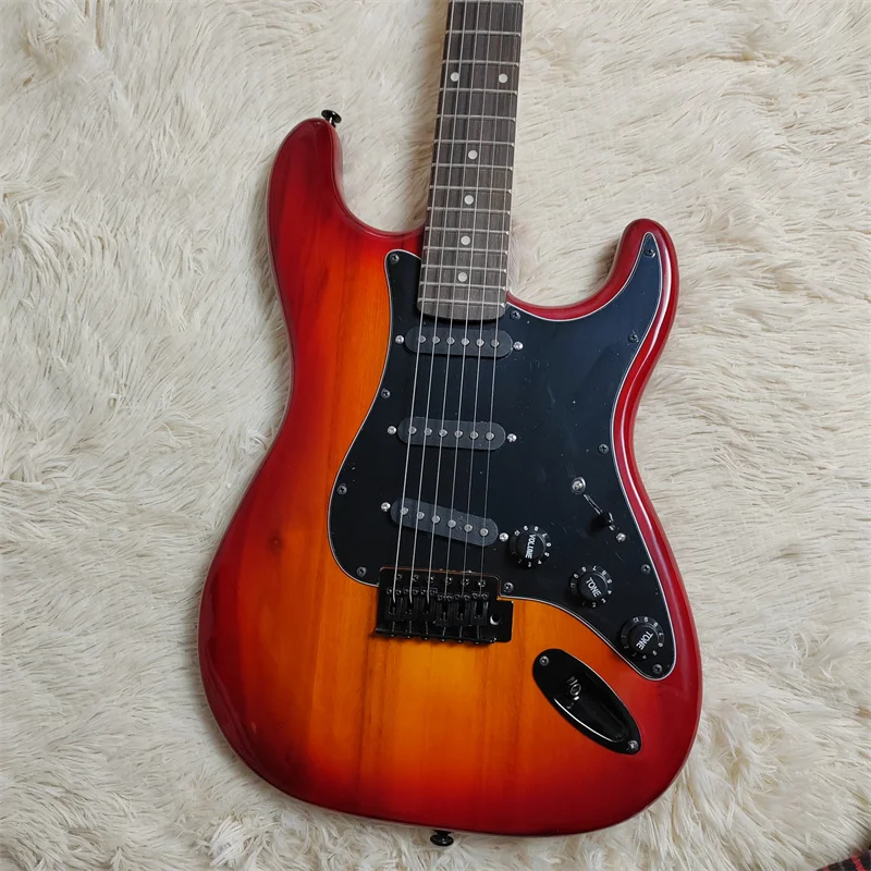 Electric Guitar with 6 String, Can Be Customized Color, CSR Varnish, Classic Production