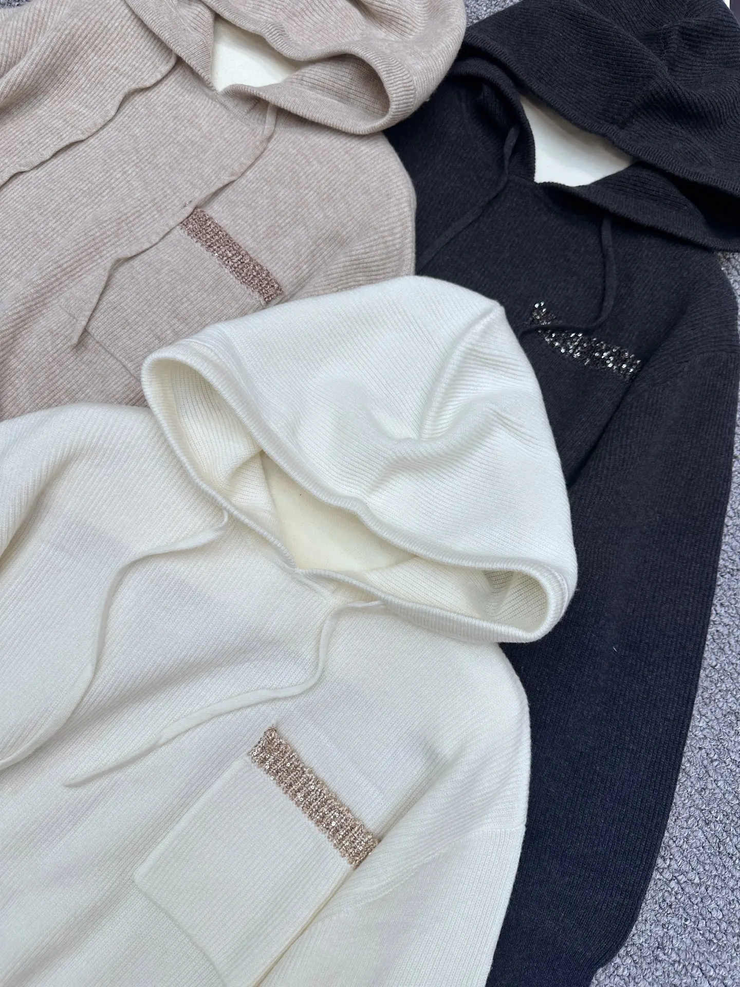 Women's 2026 Autumn Winter New 100% Wool Bead Pocket Hooded Drawstring Loose Knit Pullover Sweater