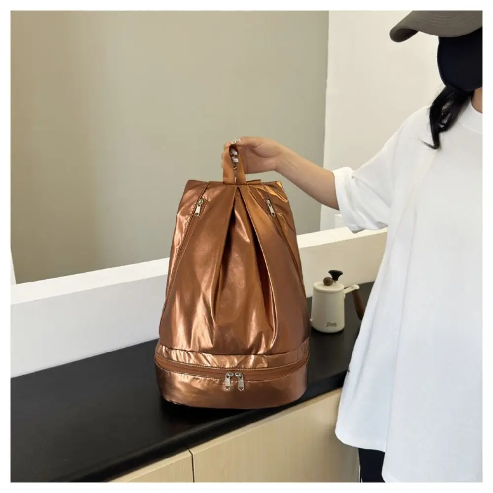 Mochila deportiva impermeable gran capacidad con separador seco y mojado - imagen 3