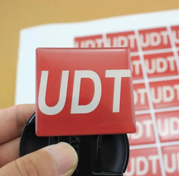 Customized 3D Creative Epoxy Dome Resin Stickers Vinyl Stickers Car Phone Laptop Stickers Labels