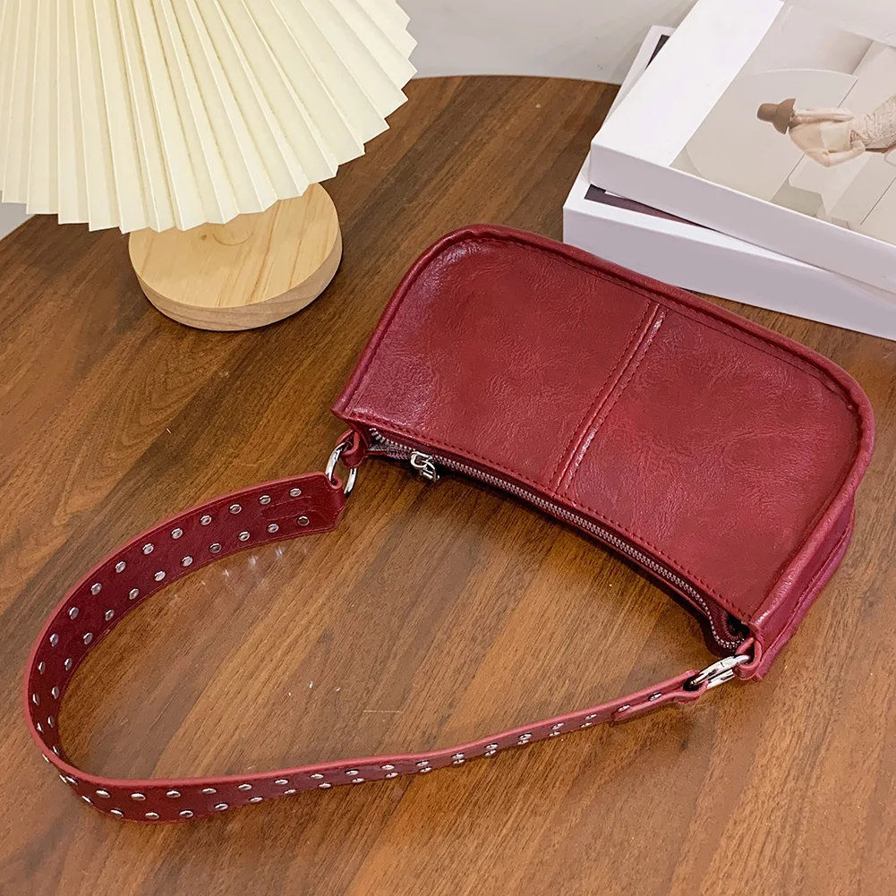 Damski torba na ramię w stylu Retro wysadzany ćwiekami torba typu Crossbody Sling Bag regulowany pasek skórzana Tote torba torby Tote z PU codzienna