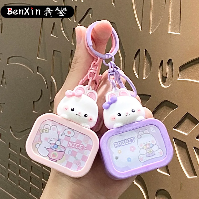 Minso リトルラビット発光ナイトライト、小型テレビ、キーホルダー、バッグ、ペンダント、カップルカーキーチェーン、ペンダント、ギフト