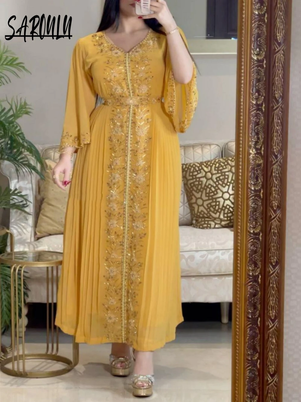 

Kaftan A Line Plus Size V Neck Evening Dress Luxurious Bedas Party Prom Gown Arabic Celebrity Customized Muslim Cocktail Wear