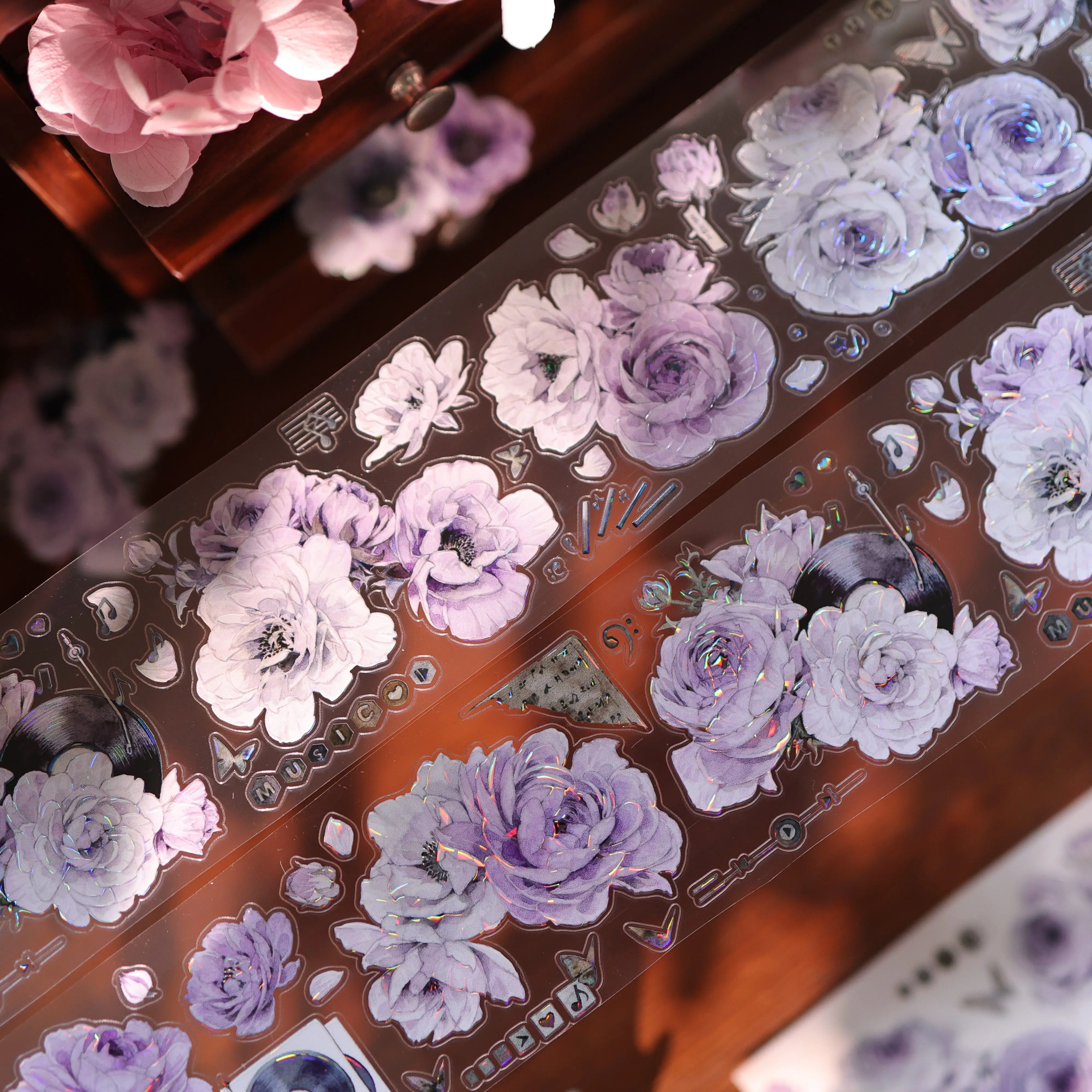 

Yi'er 17 [Purple Rhyme Echo] Light Retro Journal Big Flower, Purple PET Washi Tape