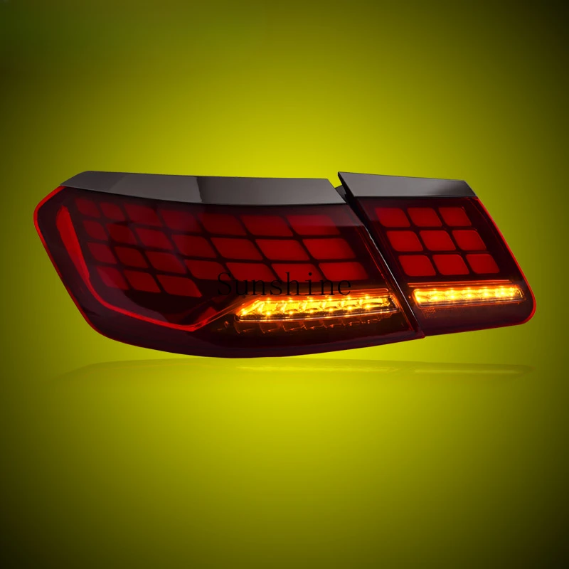 

E-class W212 tail light 09-15 E200 E300 modified dragon scale LED tail light assembly