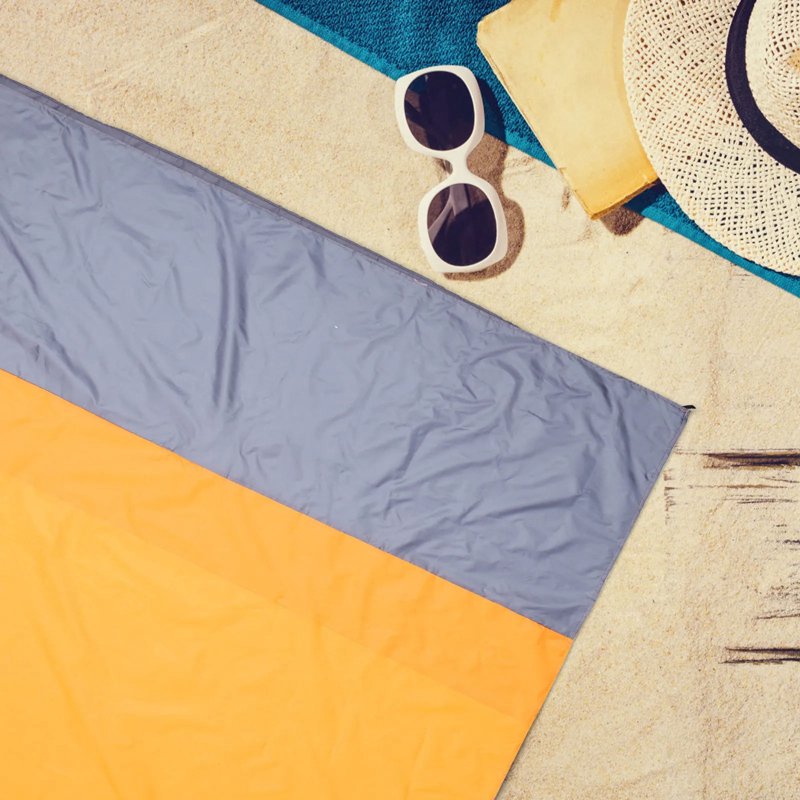 

1Pcs Waterproof Portable Picnic Blanket High-Quality Polyester Outdoor Beach Mat Camping Ground Mat Lightweight Sand-Resistant