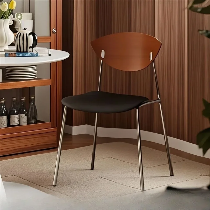 

Italian medieval dining chair Nordic retro style home milk tea shop commercial designer restaurant chair