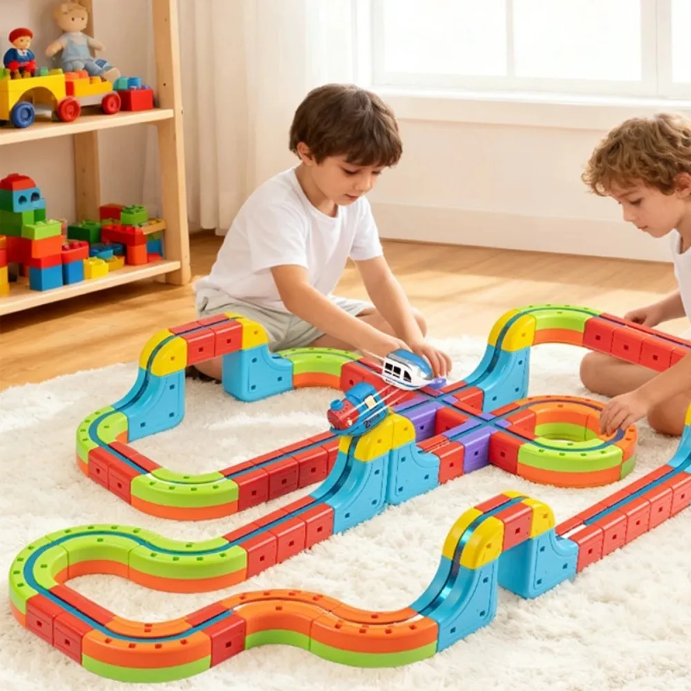 Assemblaggio fai-da-te Treno magnetico elettronico 3D Auto ferroviaria senza telecomando Giocattoli educativi per bambini Regalo di Natale