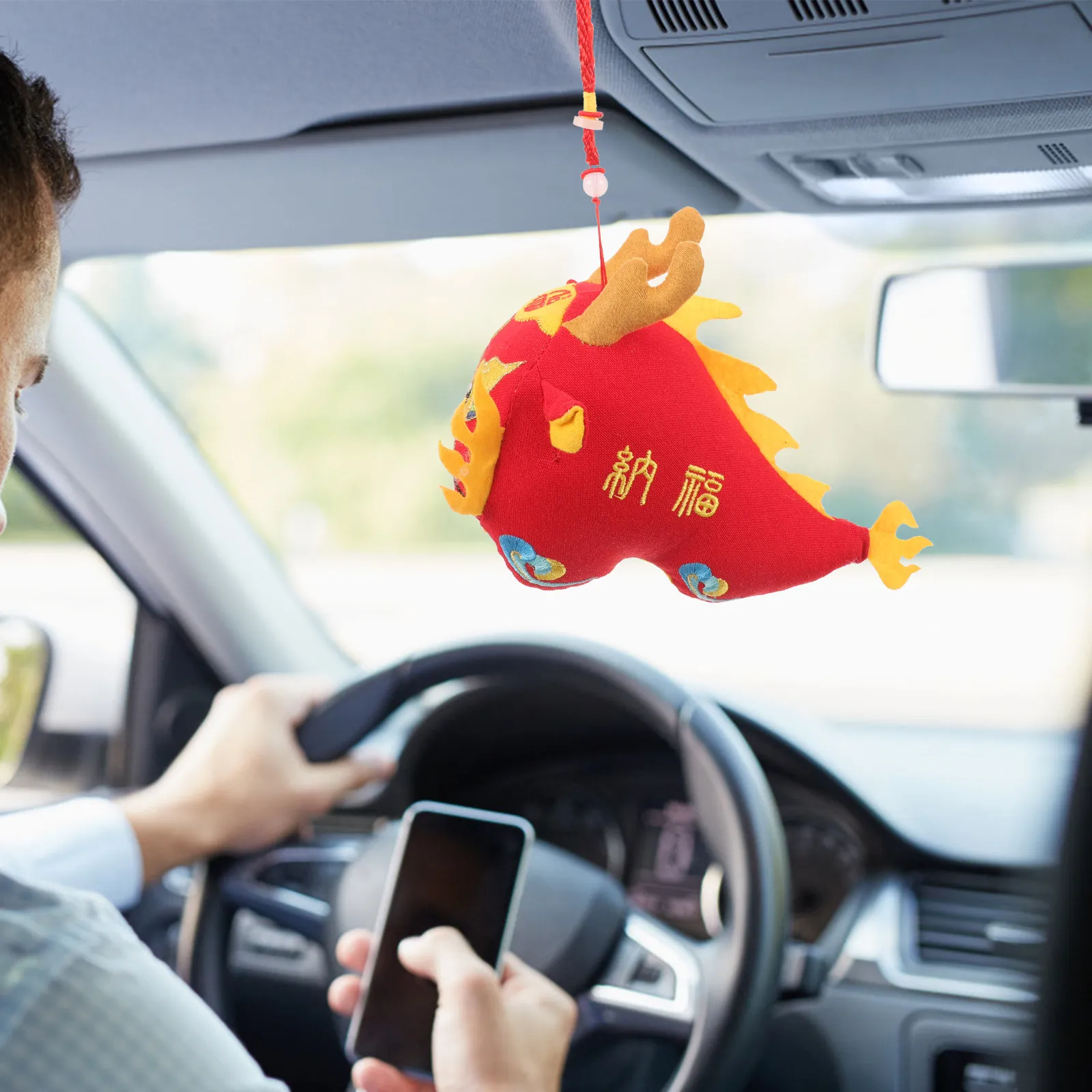 

Плюшевая игрушка в виде животного, символизирующего Год Дракона, в китайском стиле, изысканная ручная работа, украшение-талисман, подарок на Новый год 2024, символ удачи, праздничный подарок.