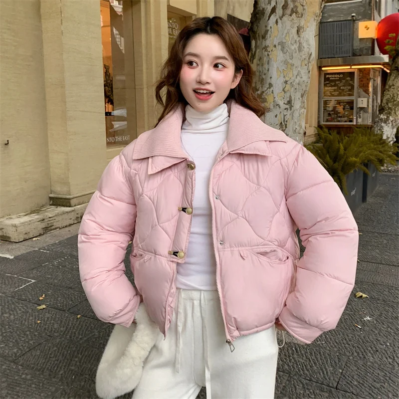 Colletto lavorato a maglia Rosa Piumino corto in cotone Cappotto invernale da donna Nuovo 2025 Giacca imbottita in cotone spesso Parka Capispalla femminile