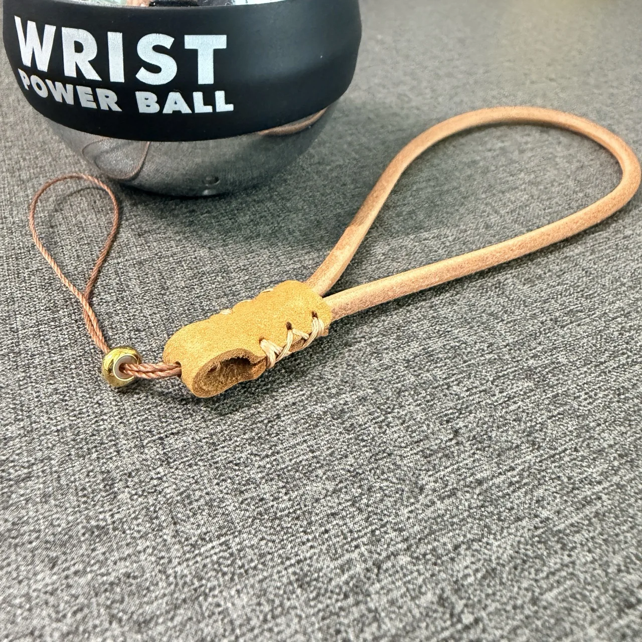 Gelang Tali Kulit Sapi Logam d - Sports Equipment That Starts With A ulasan dan harga
