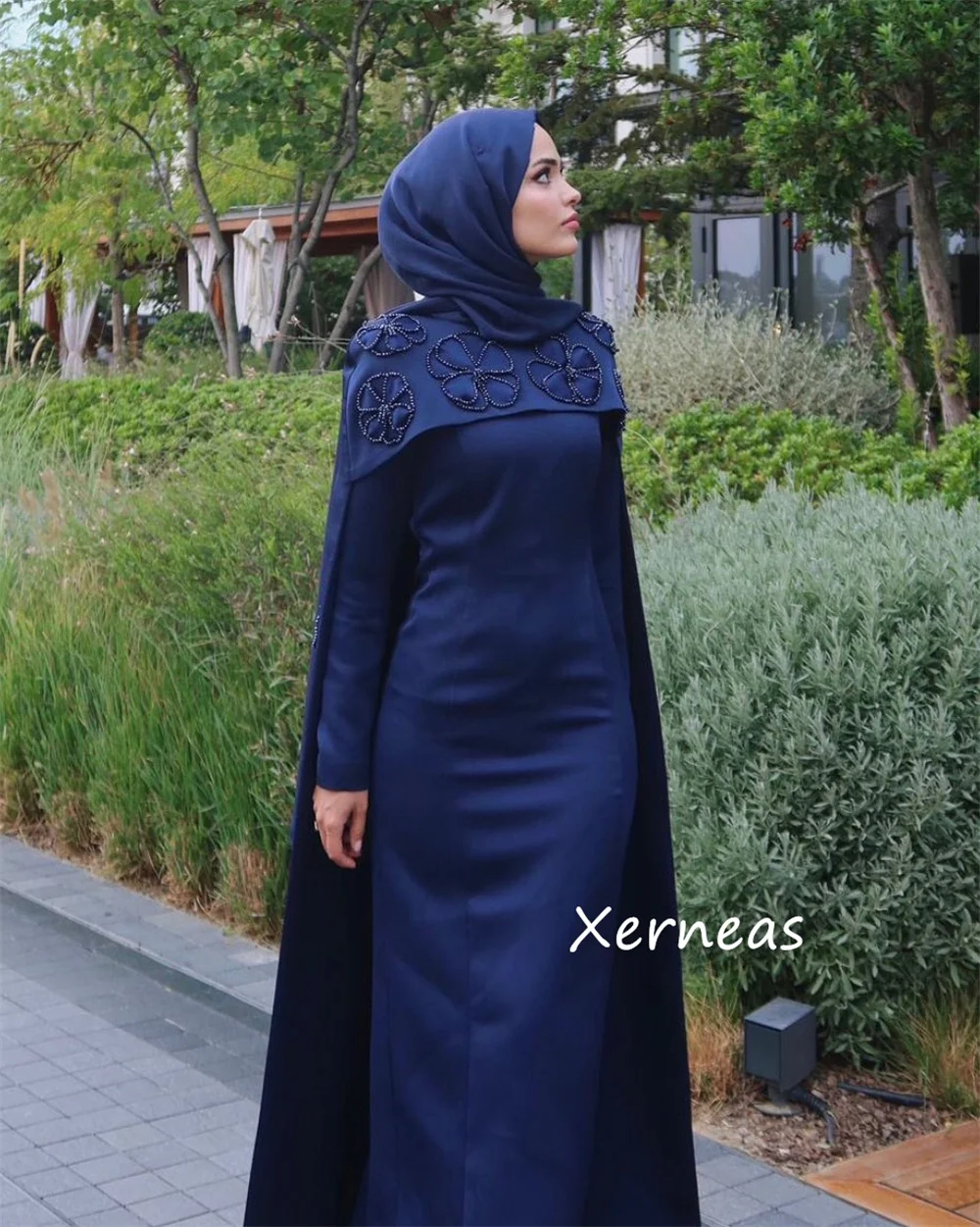 Customized Pastrol Charmeuse Pleat Sequined Flower Straight O-Neck Midi Dresses Bespoke Occasion Celebrity Elegant