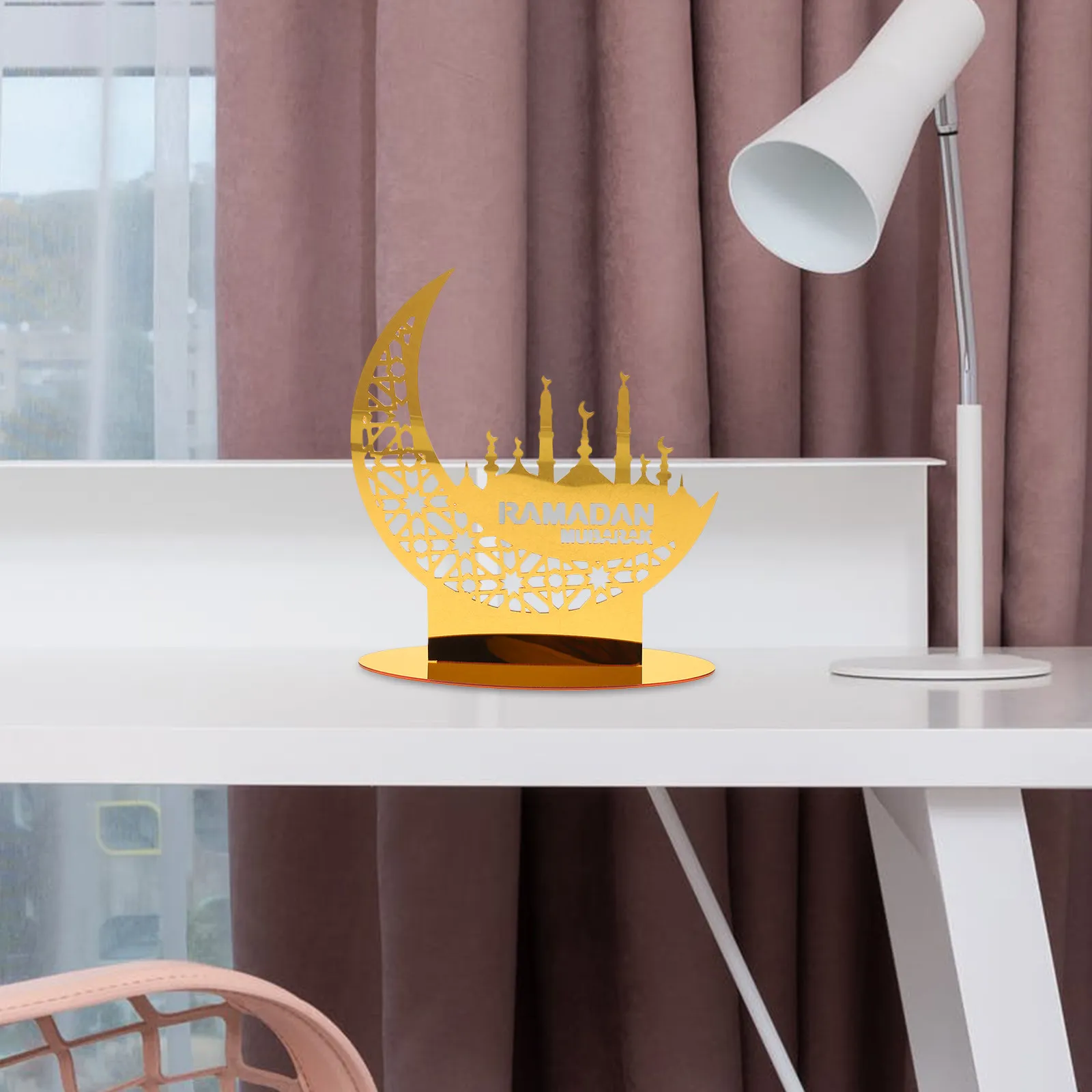 

Moon Shape Eid Mubarak Acrylic Table Ornament Ramadan Festive Decor for Home Office Muslim Islam Holiday Party Decoration