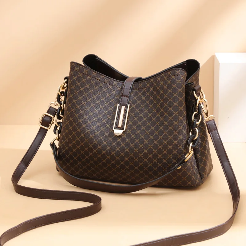 Fashion Bucket Shoulder Bags for Women PU Leather Crossbody Bag Casual Messenger Handbag Embroidery Thread Armpit Bag