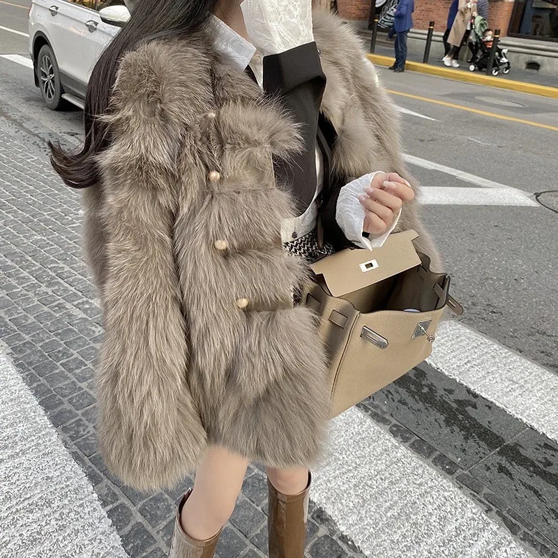 

Autumn Winter 2024 New Imitation Fox Fur Top Fashion Young Girls Loose Chunky Outerwear Overcoat Women Fake Lambswool Fur Coats