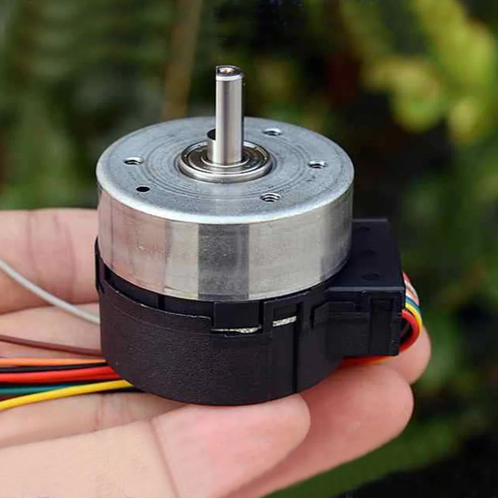 

DC12V Brushless Servo Motor with Built-in Drive PWM Speed Regulation 100 Line Encoder 3900RPM Forward And Reverse Control