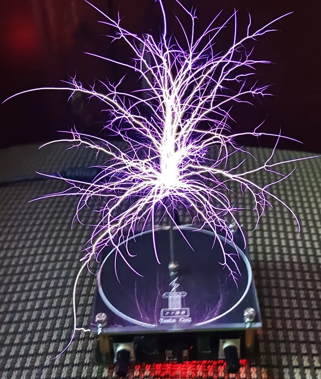 Tesla Coil Artificial Lightning Magnetic Storm Coil Bluetooth Music Tesla Coil Spot Selfie