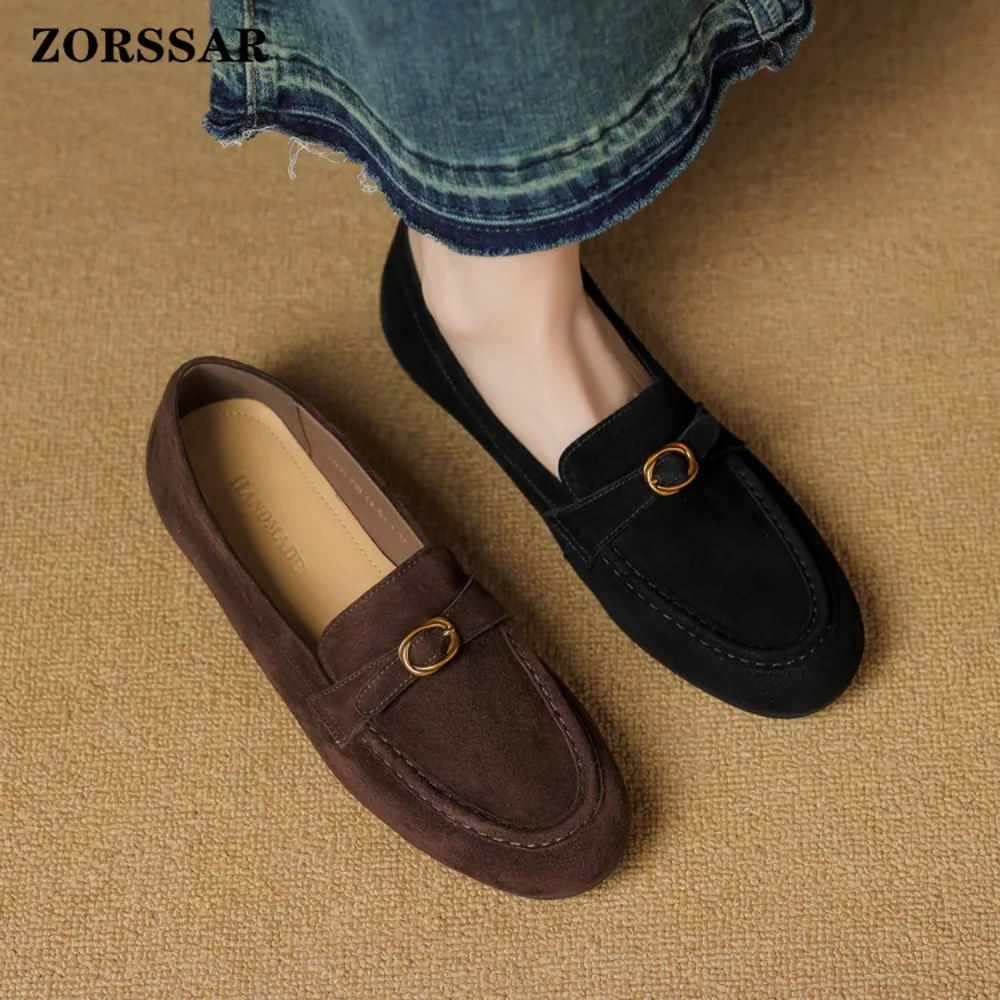 2026 جديد حذاء فردي مسطح غير رسمي العلامة التجارية مصمم امرأة ساحة تو جلد الغزال الشقق خمر شريط ضيق المتسكعون الأحذية الفاخرة