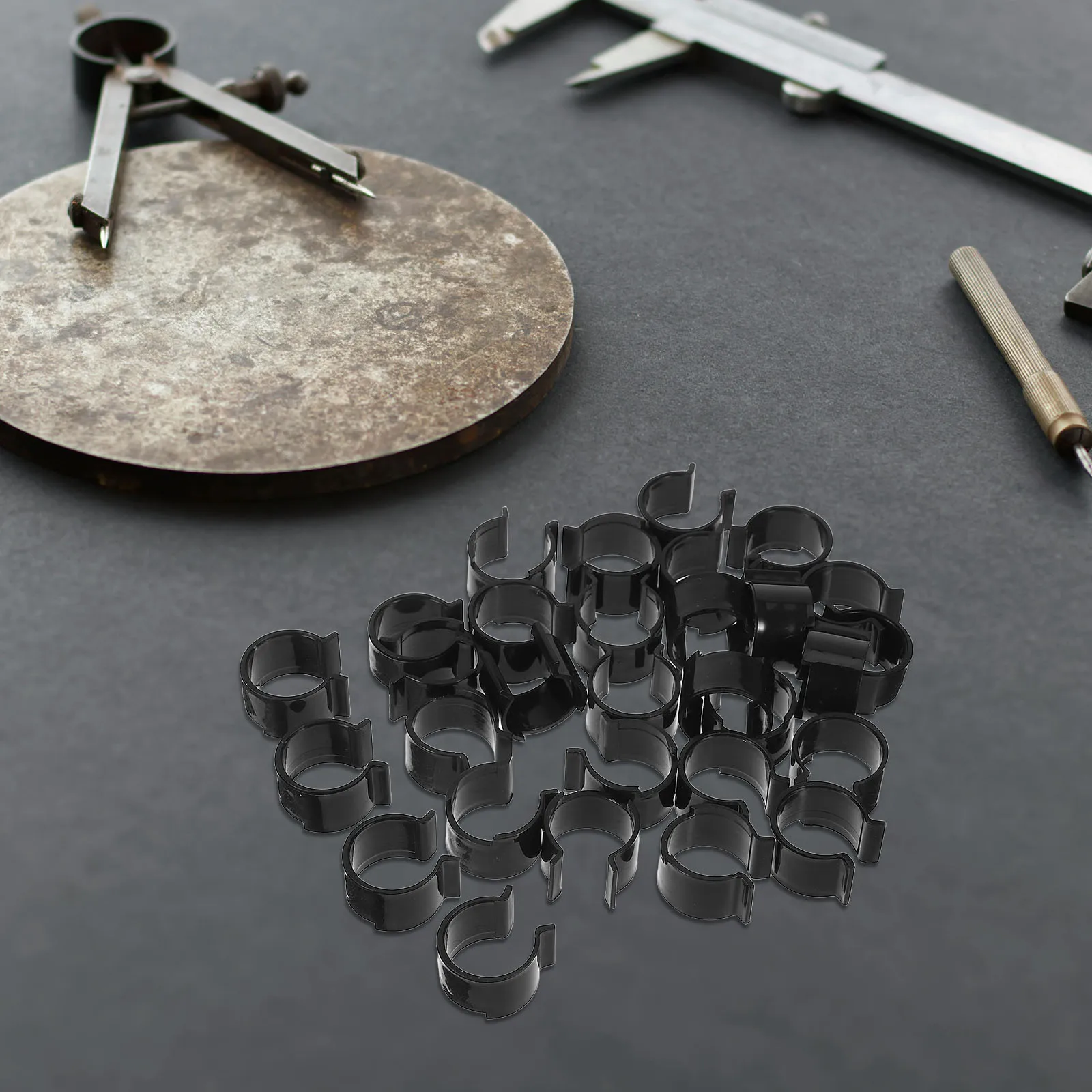 30 szt. Klipsów do pompki oleju oczyszczającego, plastikowe klipsy do głowicy pompki butelki, zamienne do dozowników balsamu, szamponu, butelek.