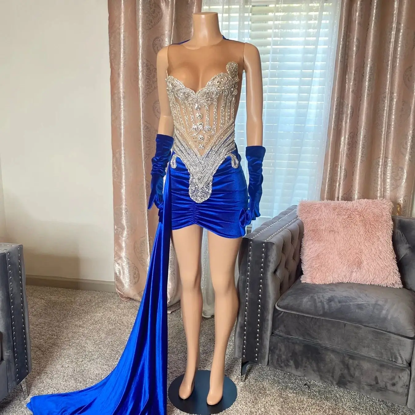 Velvet Royal Blue Sheer Short Black Girl Prom Dresses Beaded African Cocktail Dresses Women Party Gowns Birthday Homecoming