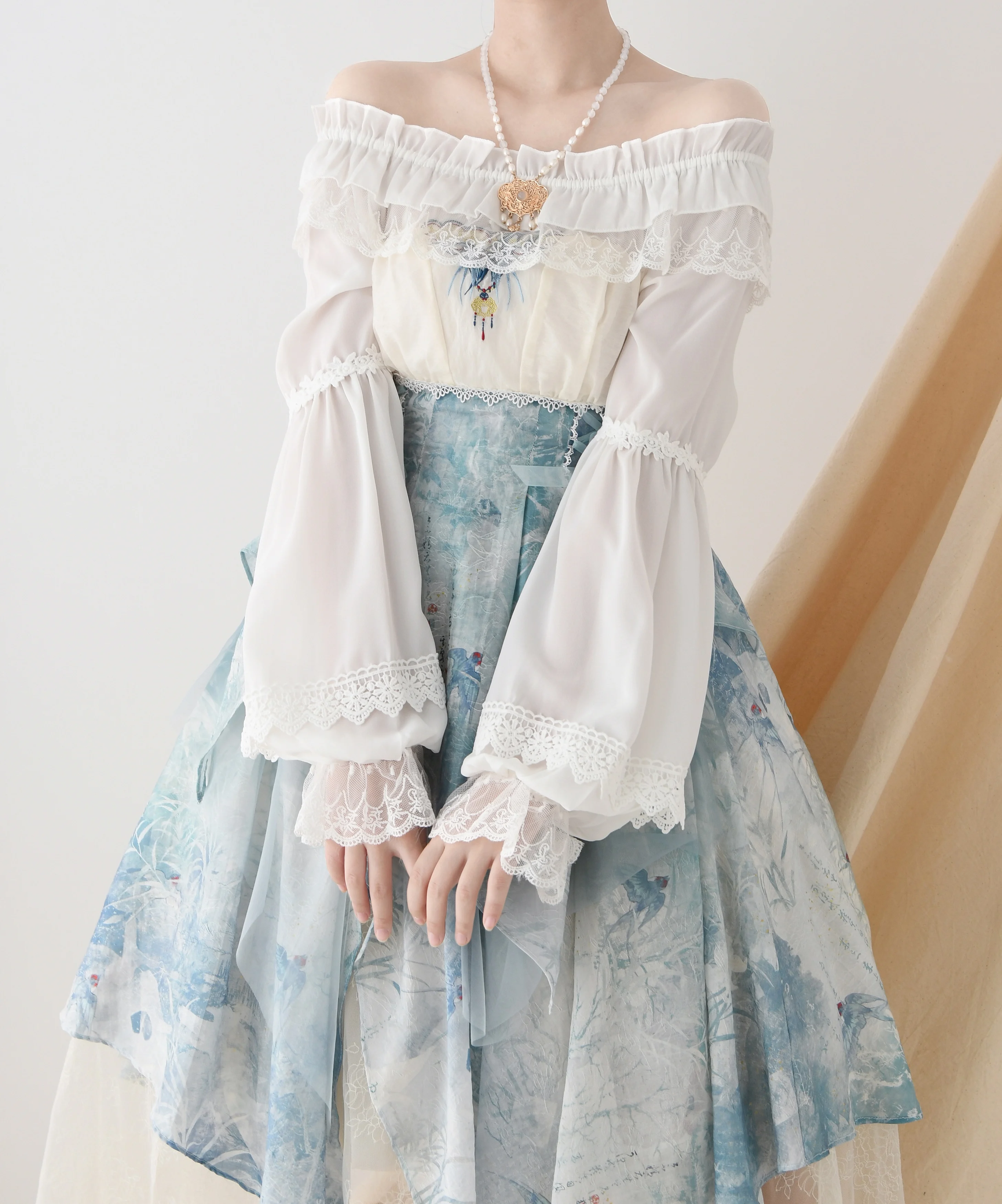 Original Women Lolita Shirts 2025 New Spring Autumn Elegant Lace Ruffles Pullover Crop Top Sweet  Princess Long Sleeve Basic Top