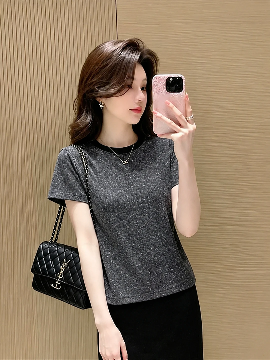 

Elegant round Neck Short Sleeve T-Shirt Korean Style Casual Unique Top Korean Version Straight Cut Commute Silk Women's Shirt